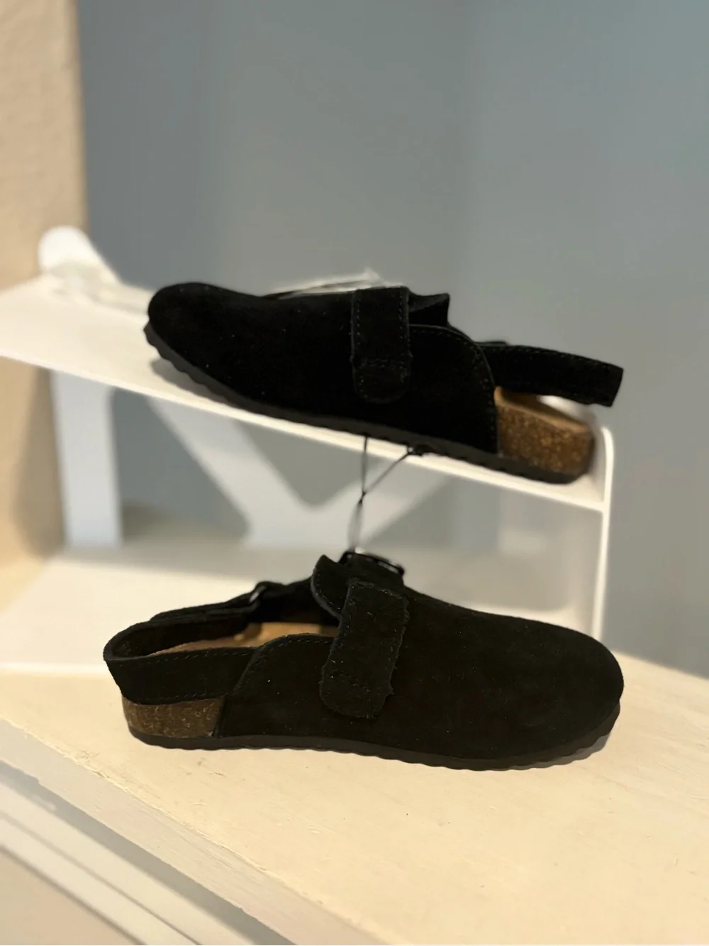 NEW— Toddler Black Berlin Clogs – Cat & Jack Little Girls Size 8